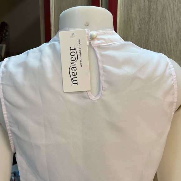 Sheer white sleeveless blouse medium nwt - Picture 6 of 9